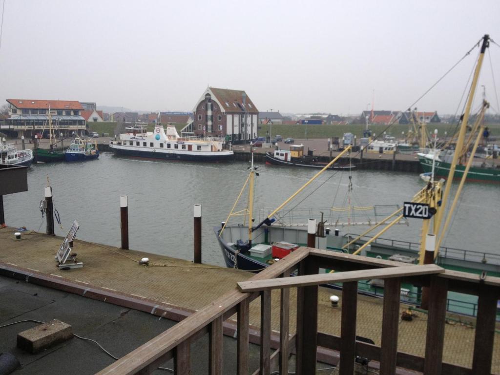 Havenhotel At Sea Texel Oudeschild Zimmer foto